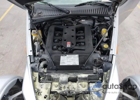 2001 Plymouth Prowler z USA, uszkodzony, nr VIN 1P3EW65G81V700091